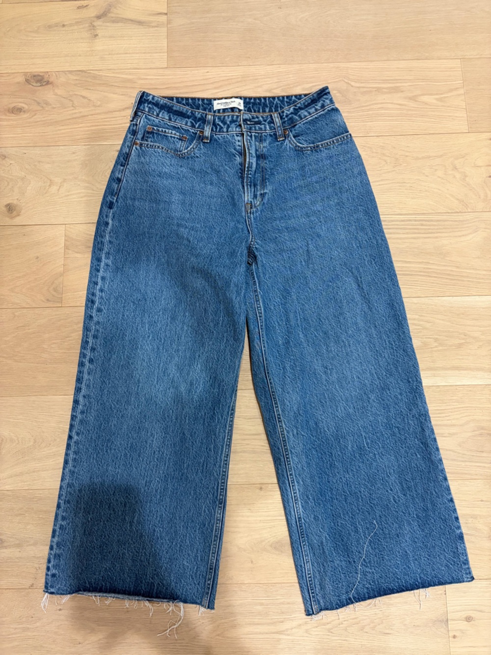 Abercrombie & Fitch Men's Blue Relaxed Wide-Leg Jeans